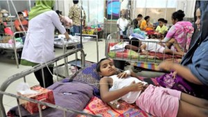 ছবিতে ঢাকা-ময়মনসিংহ মহাসড়কে দুর্ভোগ